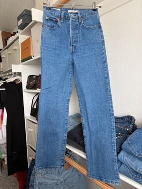 Levi’s Ribcage Straight Jeans - Classic High-Waist Cropped Jeans - 25W 27L